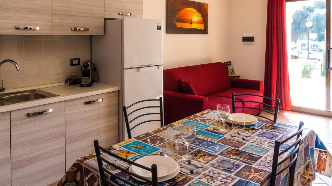 סאן תאודורו Appartamento Sette Posti Vicino Al Centro Di San Teodoro מראה חיצוני תמונה